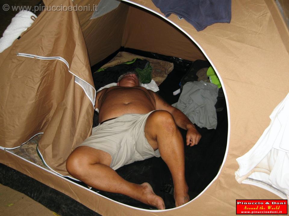 Ethiopia - 798 - Camping tend.jpg